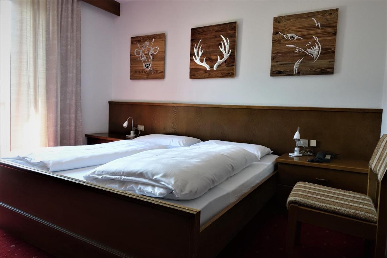 Pension Dolomieu Santa Cristina Val Gardena ภายนอก รูปภาพ