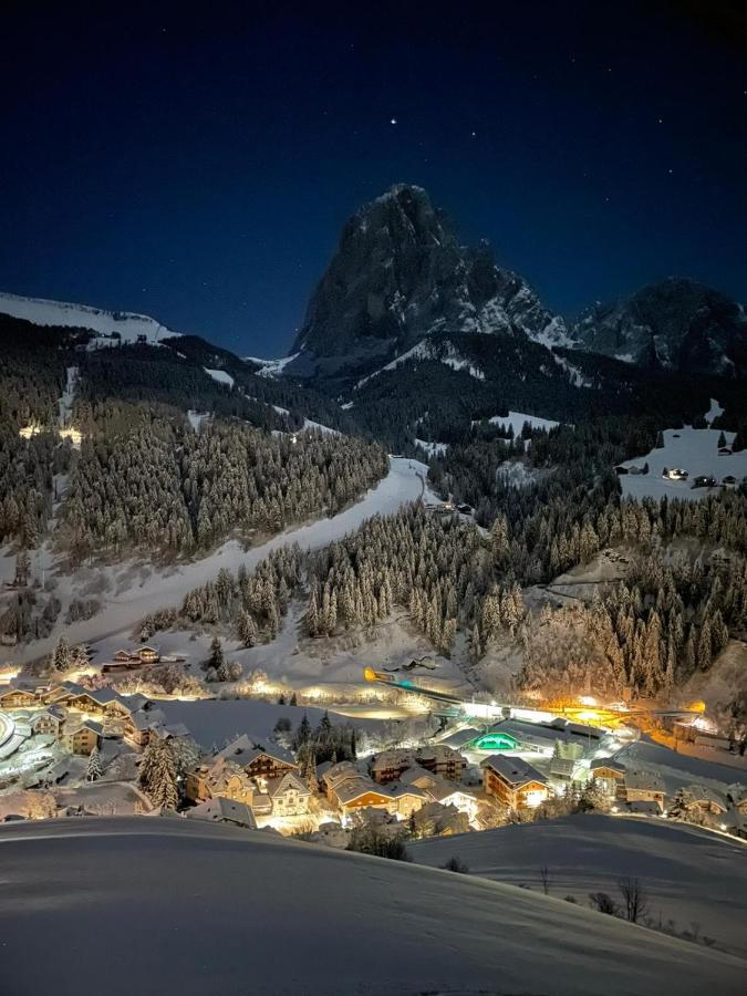 Pension Dolomieu Santa Cristina Val Gardena ภายนอก รูปภาพ