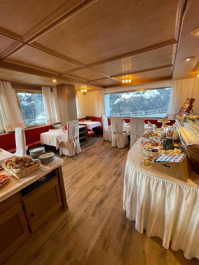 Pension Dolomieu Santa Cristina Val Gardena ภายนอก รูปภาพ